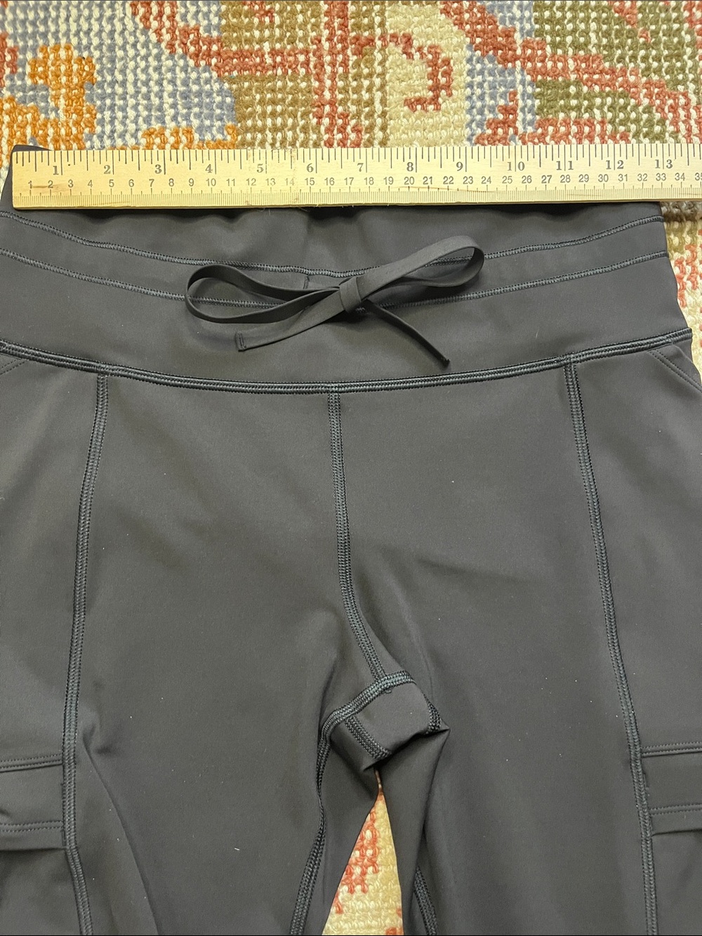 Athleta Rainier Cargo Tight – Women’s Medium – Black – Like New - Picture 4 of 11